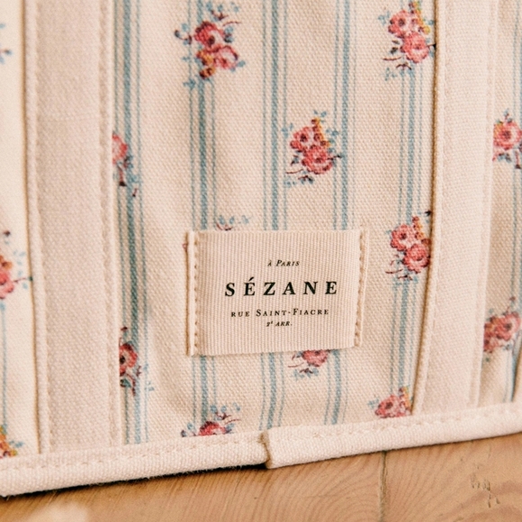 Sezane Floral 100% Cotton Mini Travel Bag - Picture 6 of 11